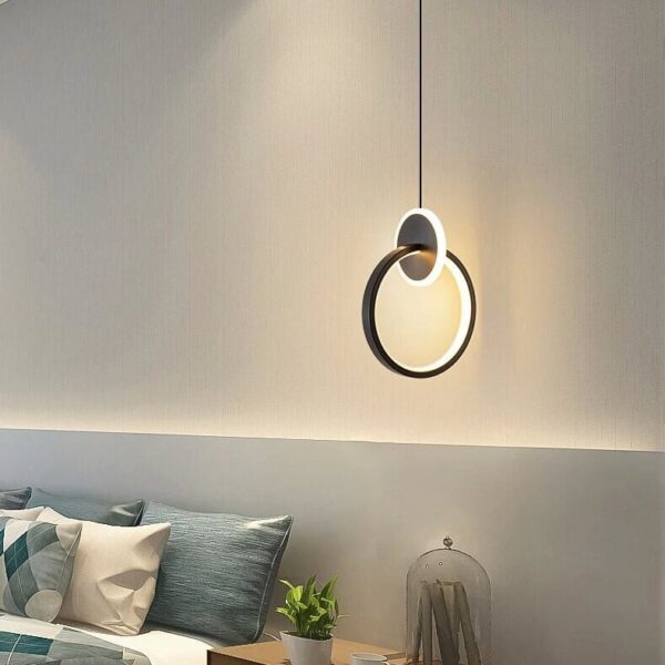 Ring hanglamp met een puur ontwerp
