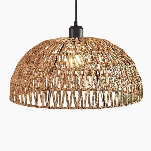 Handgemaakte hanglamp van natuurlijk gevlochten rotan