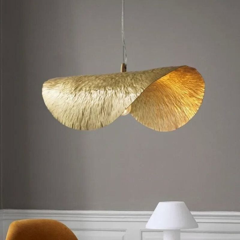 Suspension artistique cuivrée contemporaine