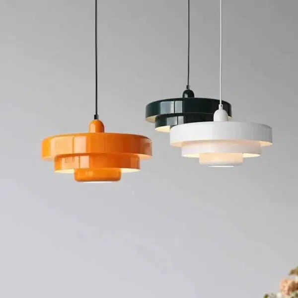 Suspension circulaire design nordique