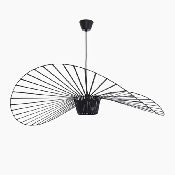 Suspension nordique à l'élégance contemporaine