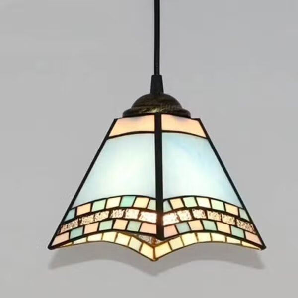 Handgemaakte hanglamp van gekleurd glas