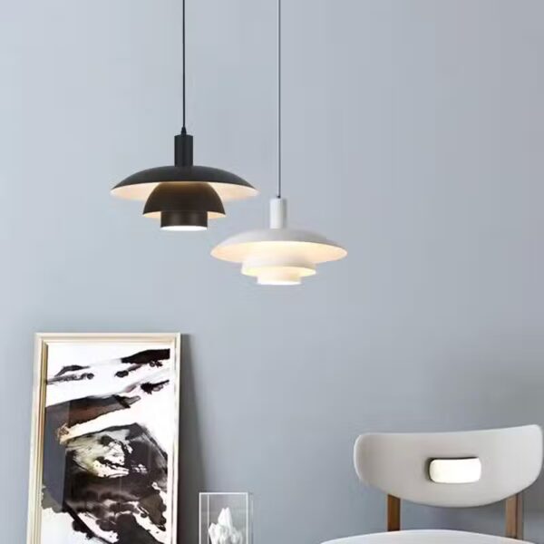 Suspension circulaire contemporaine multi-niveaux