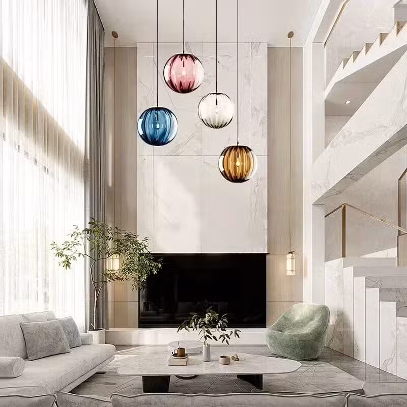Suspension globe en verre contemporaine