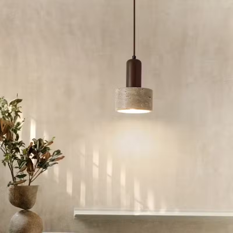 Suspension cylindrique en travertin et bois noble