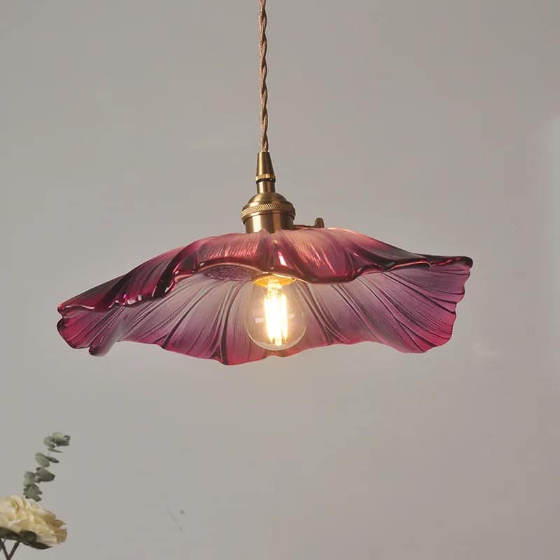 Suspension florale en verre violet et cuivre doré