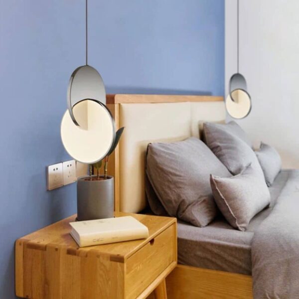 Suspension luminaire argent au design épuré contemporain