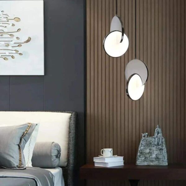 Suspension luminaire argent au design épuré contemporain