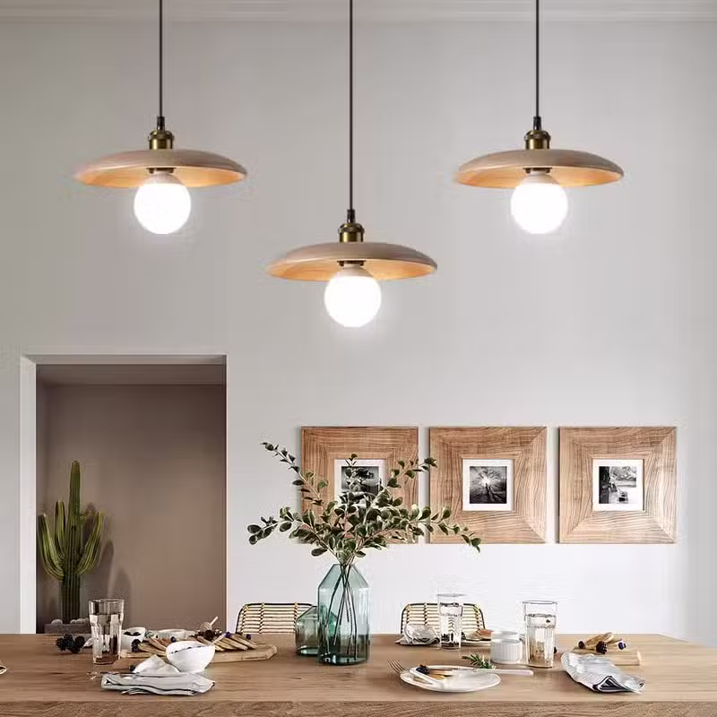 Suspension luminaire artisanale en bois naturel style nordique