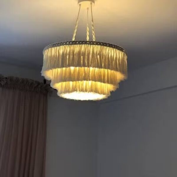 Suspension luminaire artisanale en macramé