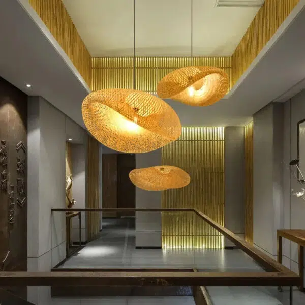 Suspension artisanale en bambou: design intemporel