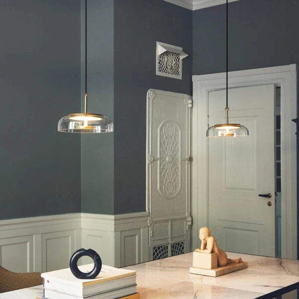 Eigentijdse hanglamp met edele glazen diffuser