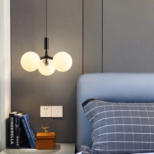Eigentijdse hanglamp in geborsteld staal