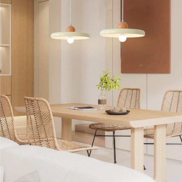 Suspension luminaire contemporaine à l'esthétique raffinée