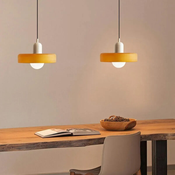 Eigentijdse hanglamp met bovenleidingen