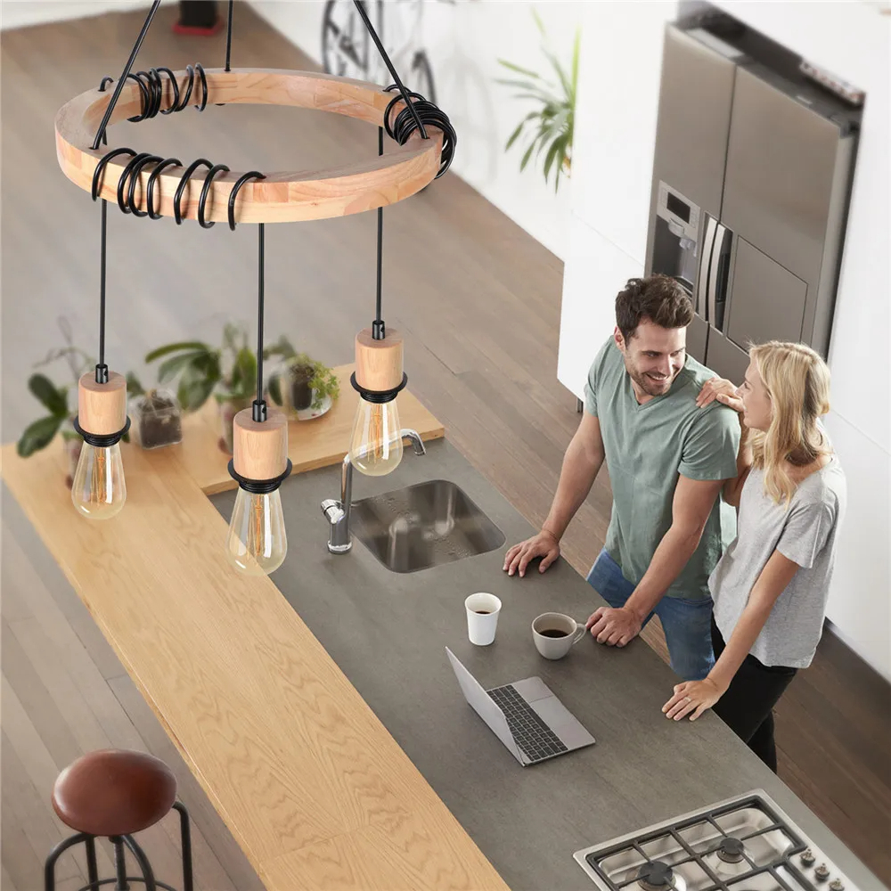 Suspension luminaire en bois d'inspiration atelier vintage