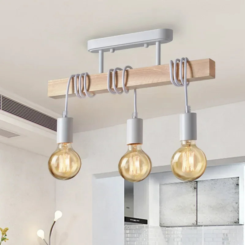 Suspension luminaire en bois inspirée du design d'époque