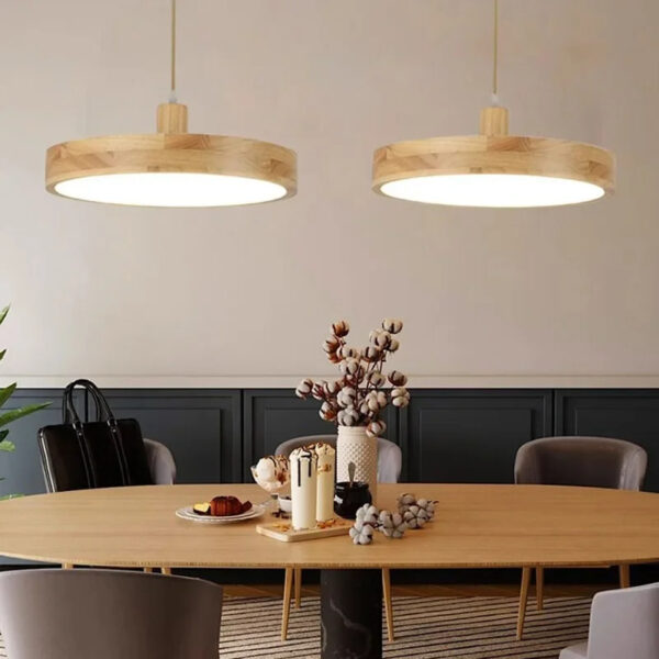 Hanglamp in natuurlijk hout