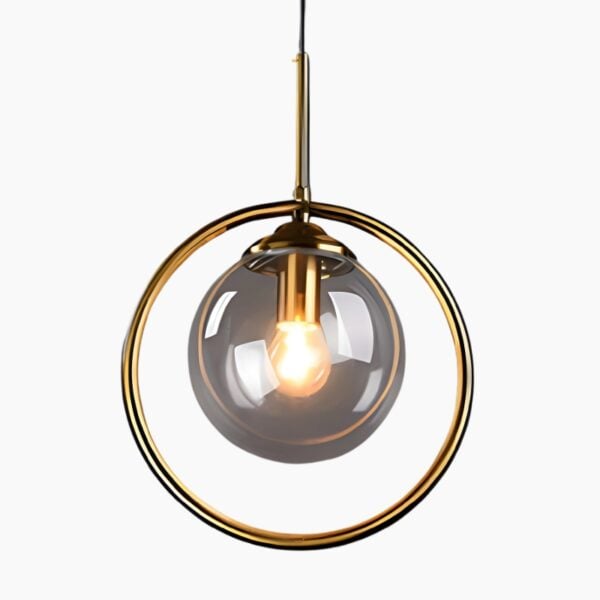 Hanglamp van massief glas met een verfijnd ontwerp