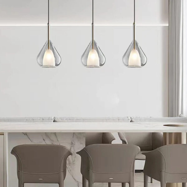 LED hanglamp in glas: een combinatie van puurheid en verfijning