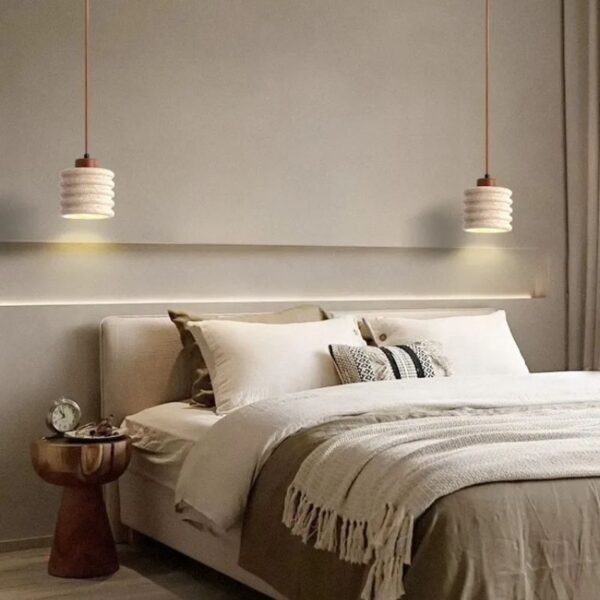 Hanglamp van natuursteen met ouderwetse charme