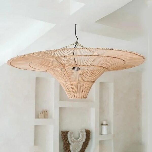 Suspension Lumineuse Artisanale en Rotin Naturel