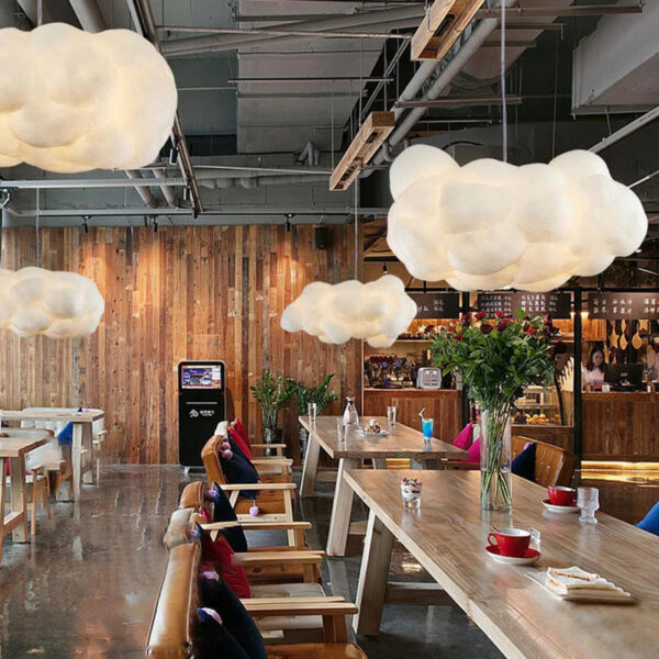 Suspension LED artistique nuage pour intérieur contemporain