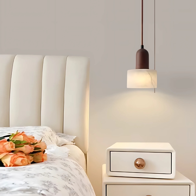 Suspension LED en marbre naturel d'inspiration vintage