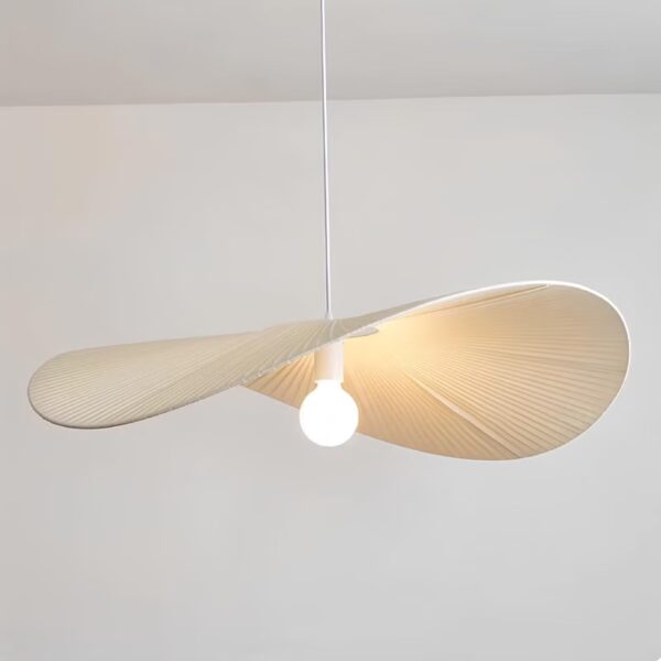 Suspension textile contemporaine au design chapeau