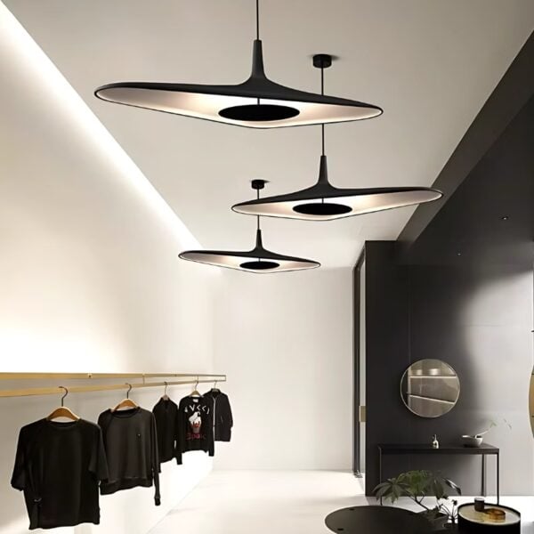 Suspension luminaire en résine d'inspiration nordique