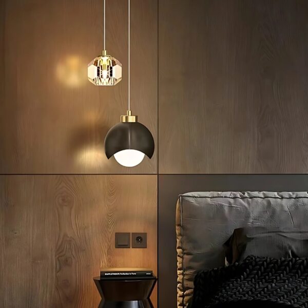 Suspension Contemporaine Cristal aux Accents Nordiques