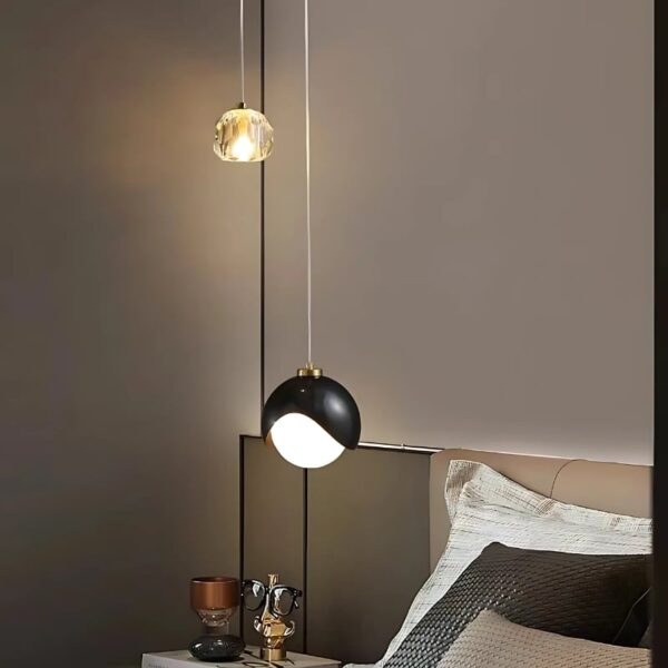 Suspension Contemporaine Cristal aux Accents Nordiques