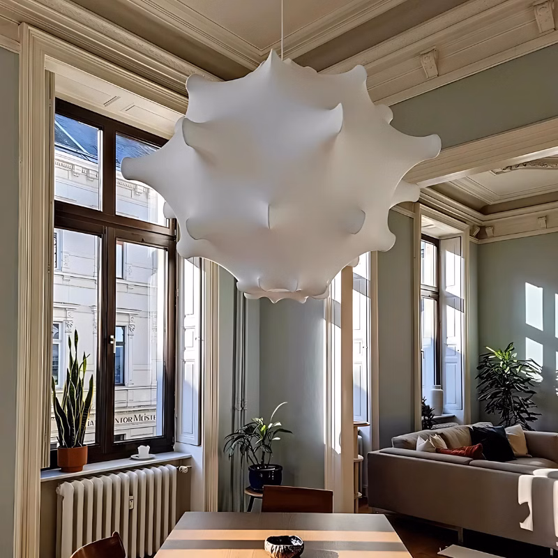 Suspension design aux influences asiatiques contemporaines