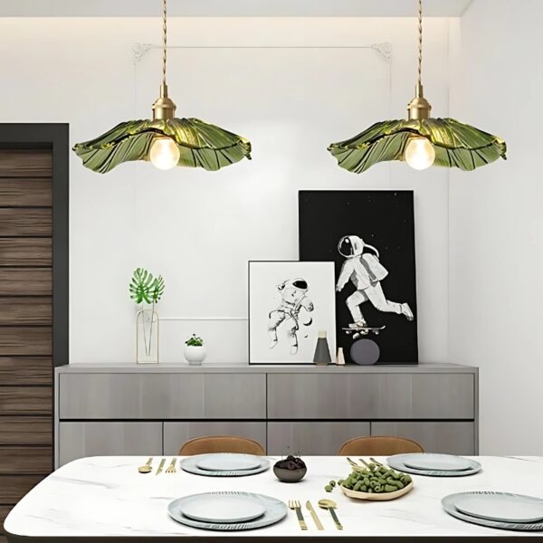 Suspension Florale en Verre Artisanal